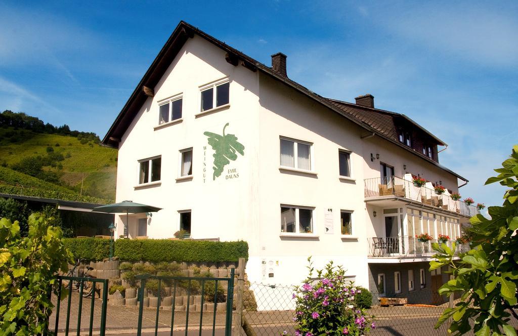 Weingut-brennerei-gästehaus Emil Dauns Gasthof Reil